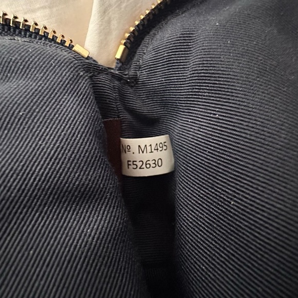 COACH Darcy Black Leather Cosmetic Case New w/o Tags Retail $85-$78 - Picture 4 of 4